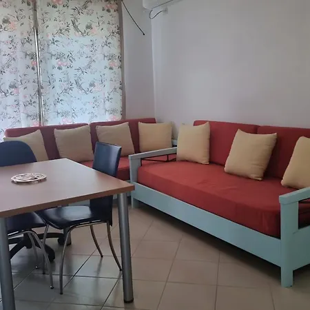 Stella's - 3b Sarandë