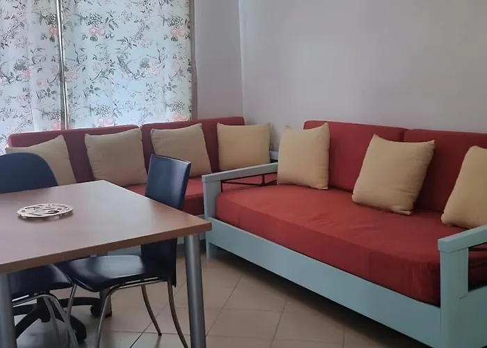 Stella's - 3b Sarandë